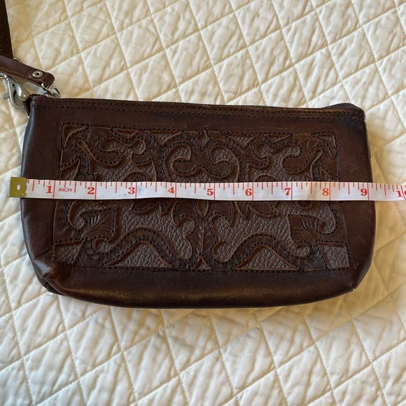 Leaders In Leather Hand Tooled Wristlet - Picture 7 of 8